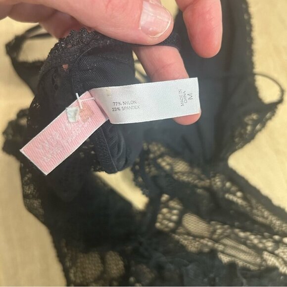 Victoria's Secret Very Sexy Black Lace Cutout One Piece Bodysuit Lingerie Medium - Picture 4 of 5